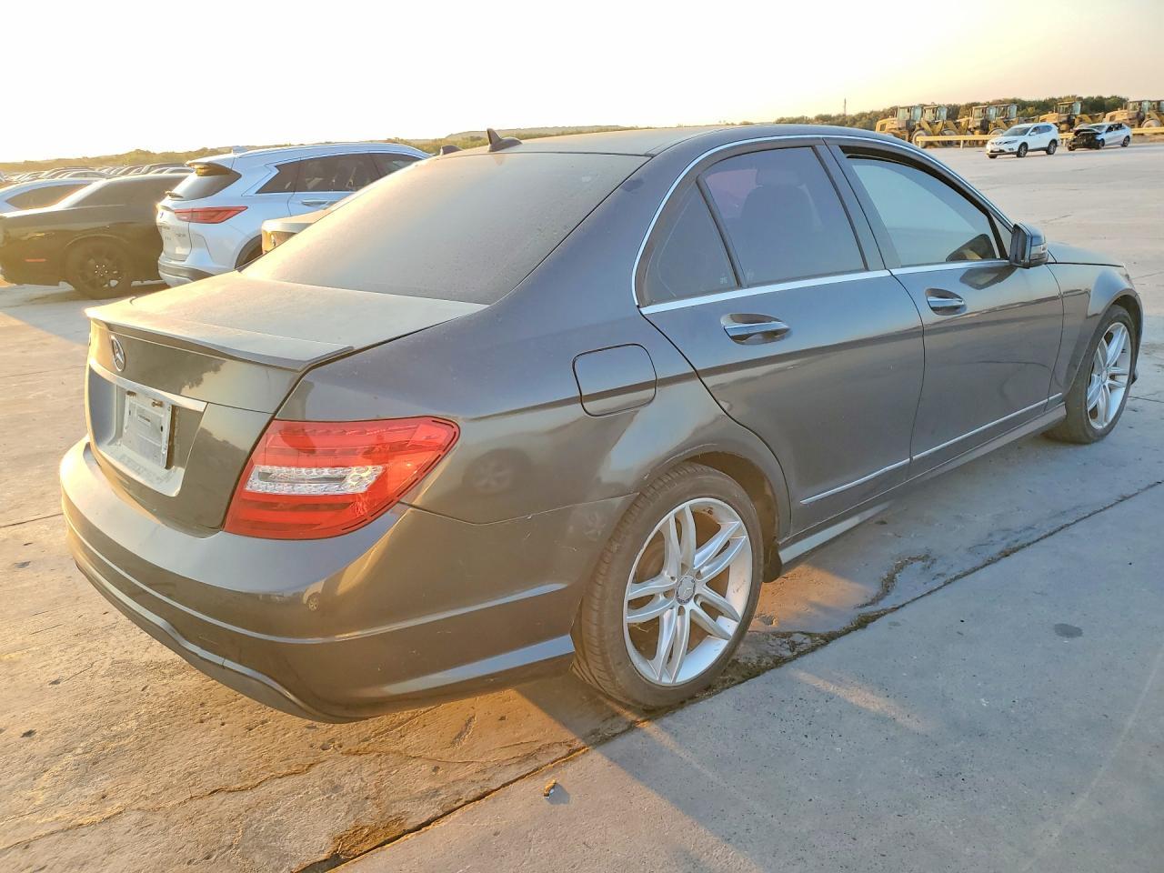 2013 Mercedes-Benz C 250 - Фото 3