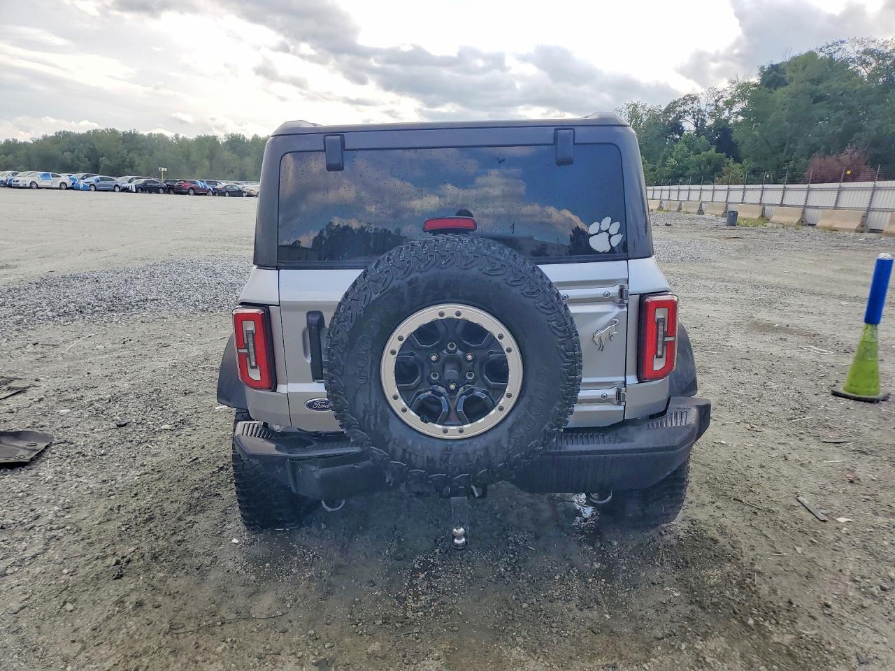 2023 Ford Bronco Base - Фото 6