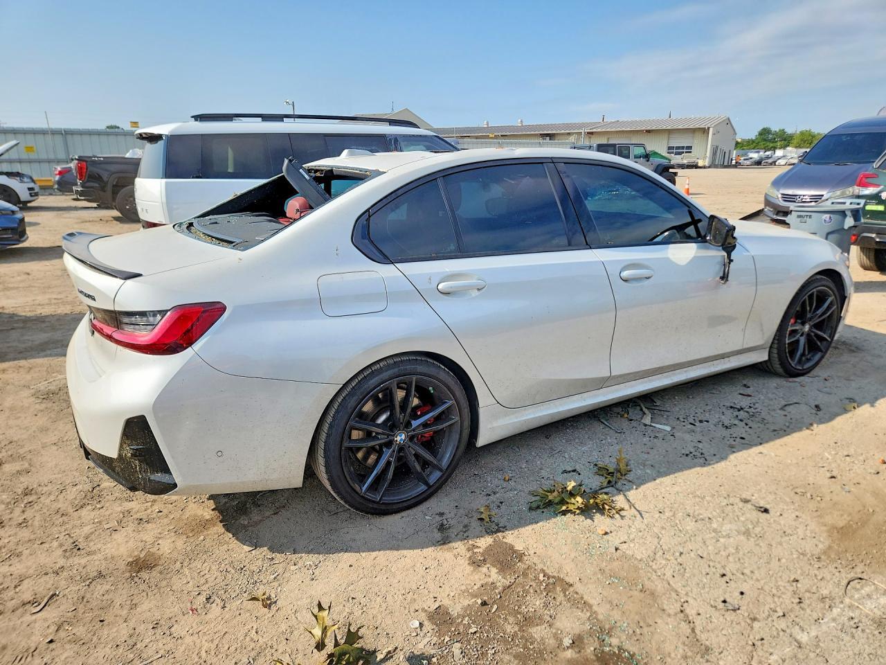 2023 BMW M340Xi - Image 3