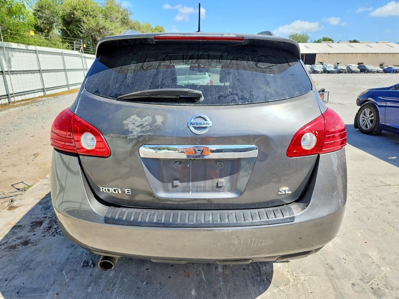 2011 Nissan Rogue S - Image 6