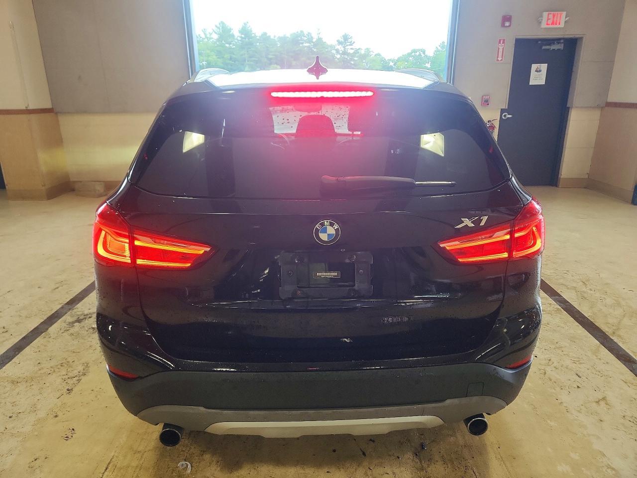 2017 BMW X1 xDrive28I - Image 6