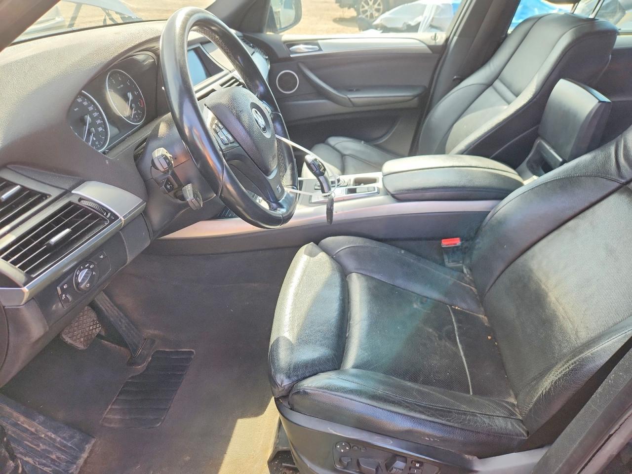 2010 BMW X5 xDrive48I - Image 7