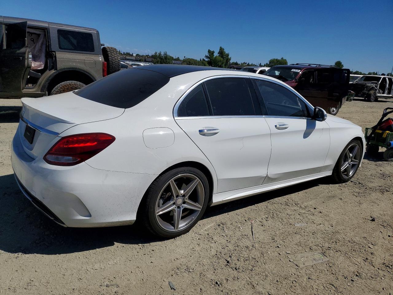 2016 Mercedes-Benz C 300 - Image 3
