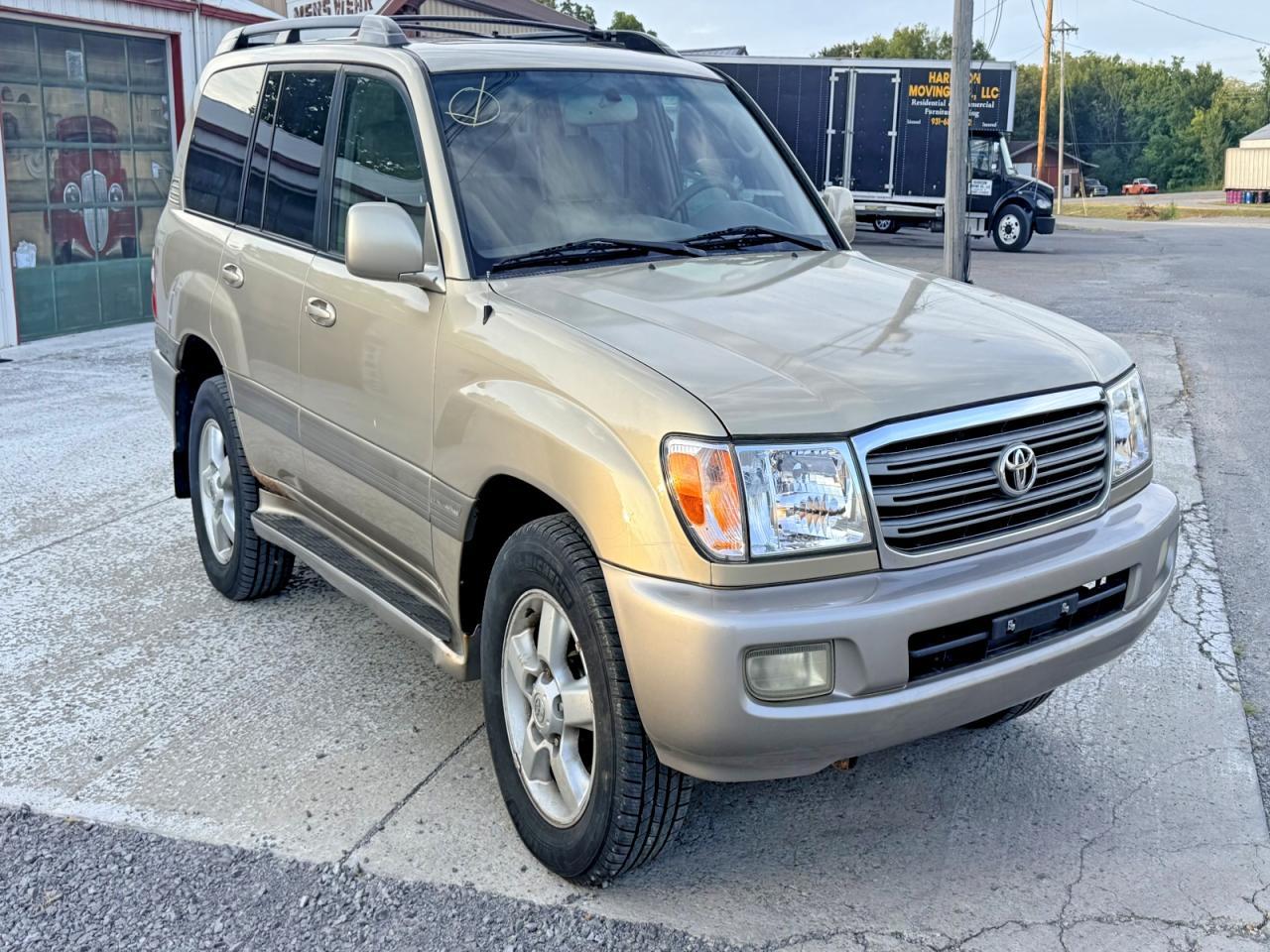2004 Toyota Land Cruiser Base