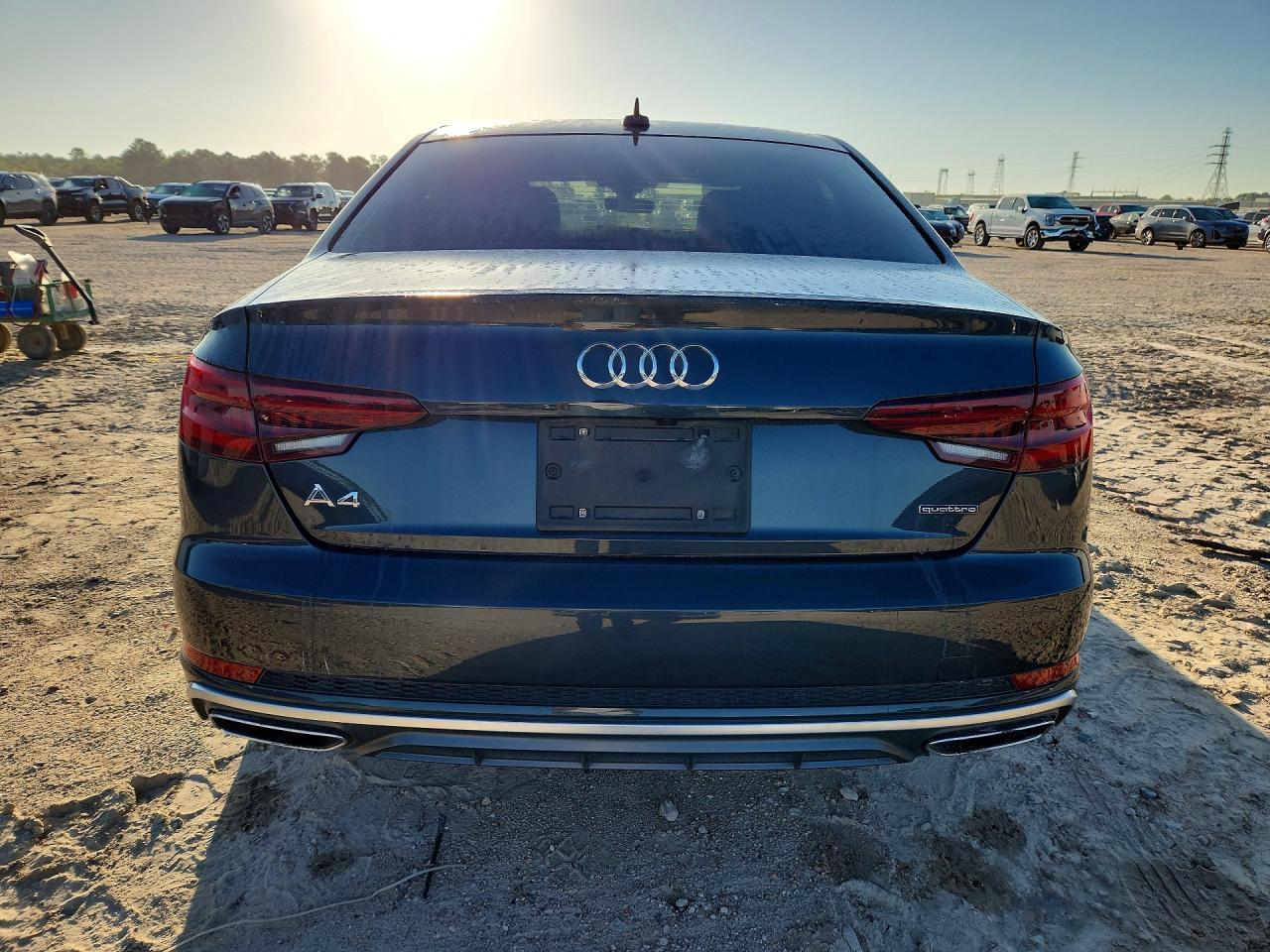 2019 Audi A4 Premium - Фото 6