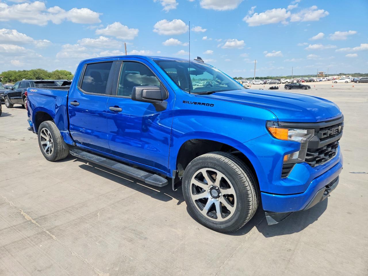 2022 Chevrolet Silverado K1500 Custom - Image 4
