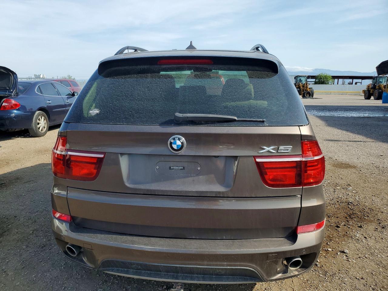 2011 BMW X5 xDrive35D - Фото 6