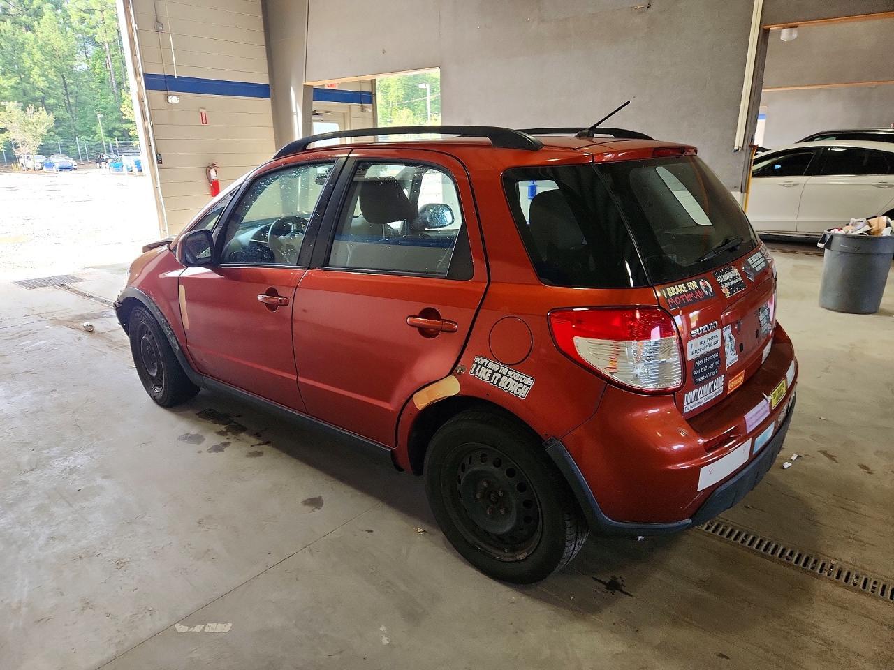 2011 Suzuki Sx4 - Фото 2