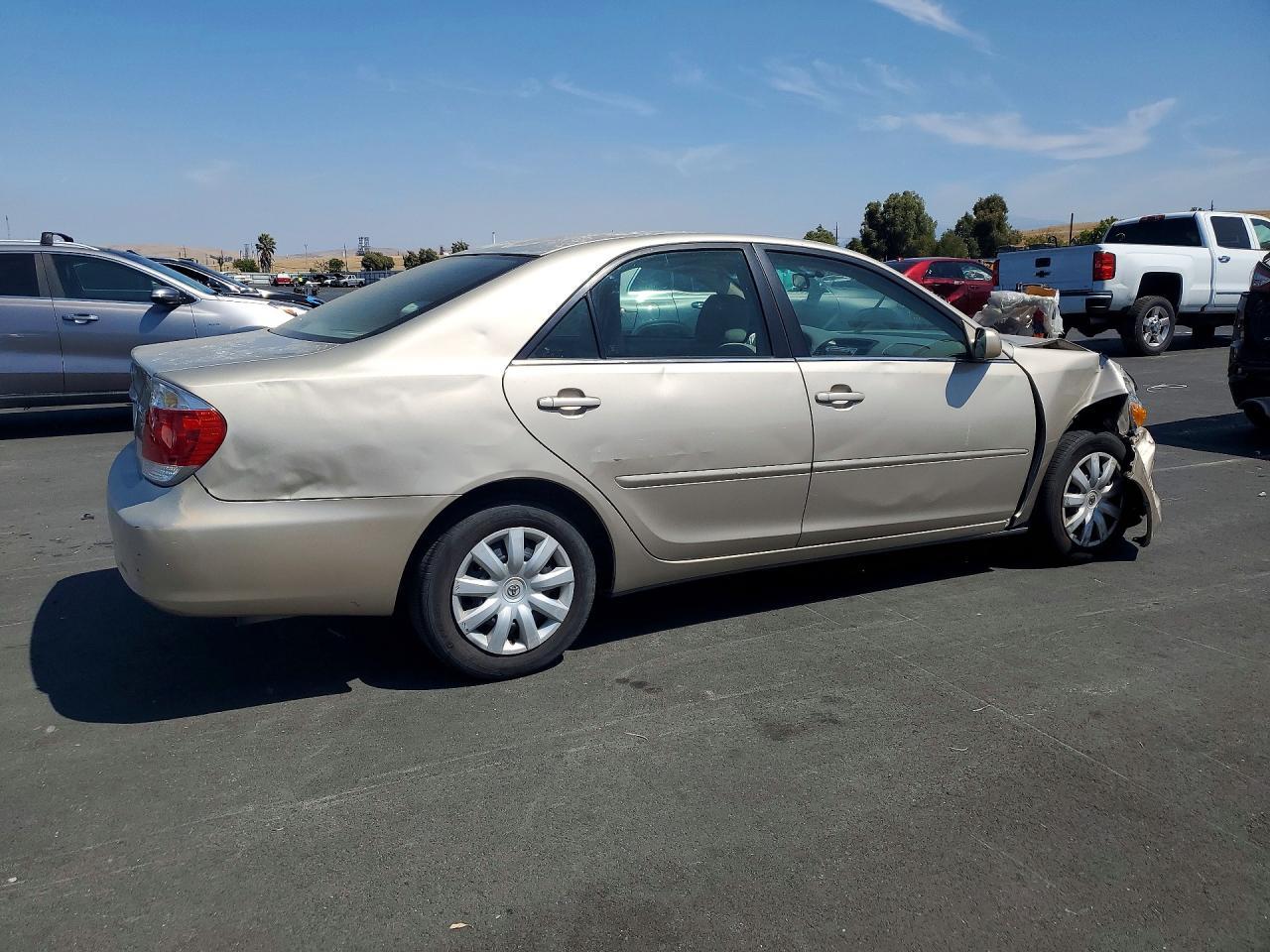 2005 Toyota Camry - Фото 3