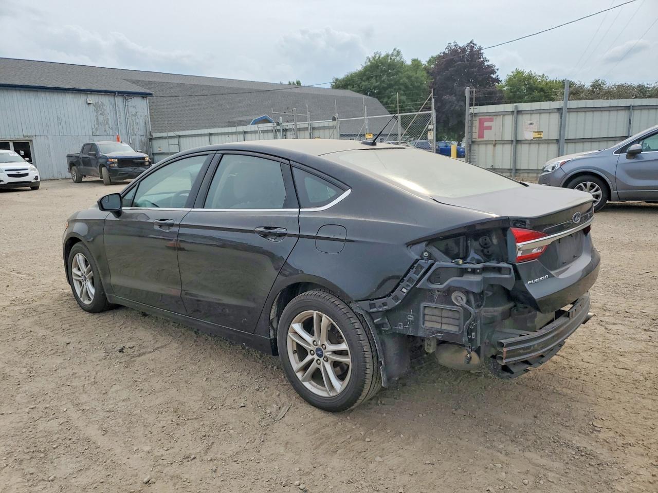 2018 Ford Fusion Se - Фото 2