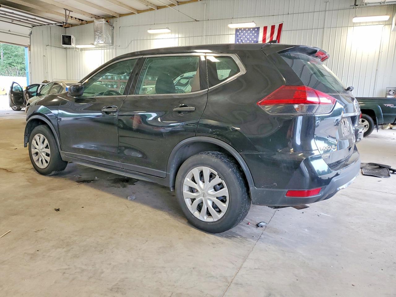2018 Nissan Rogue S - Image 2