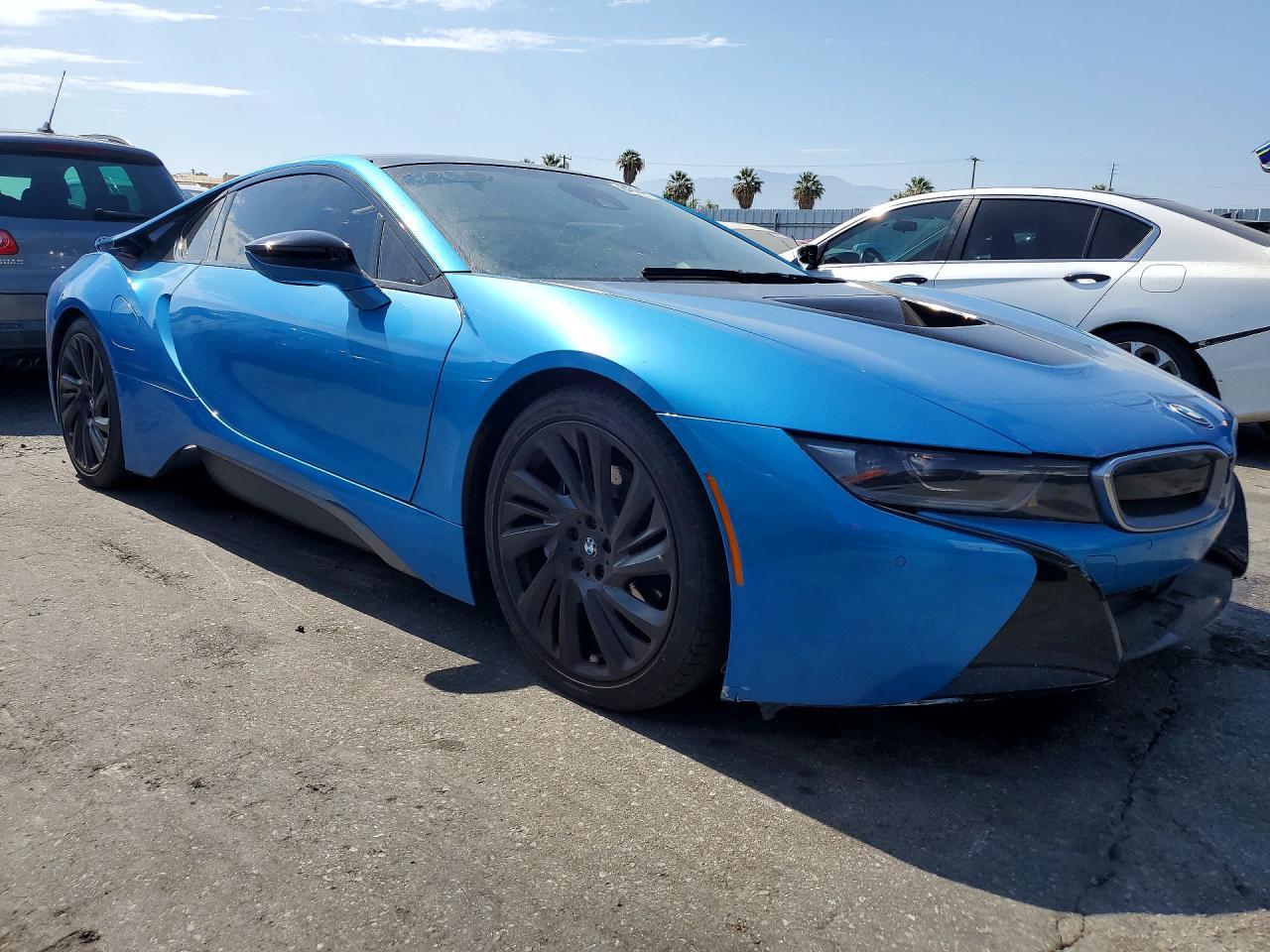 2016 BMW I8 - Фото 4