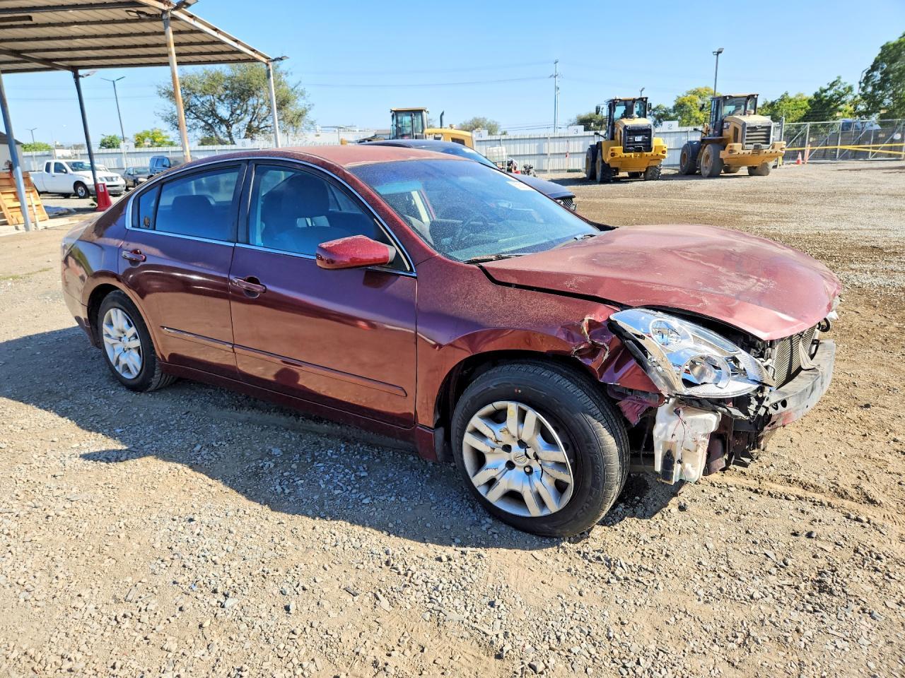 2011 Nissan Altima 2.5 - Фото 4