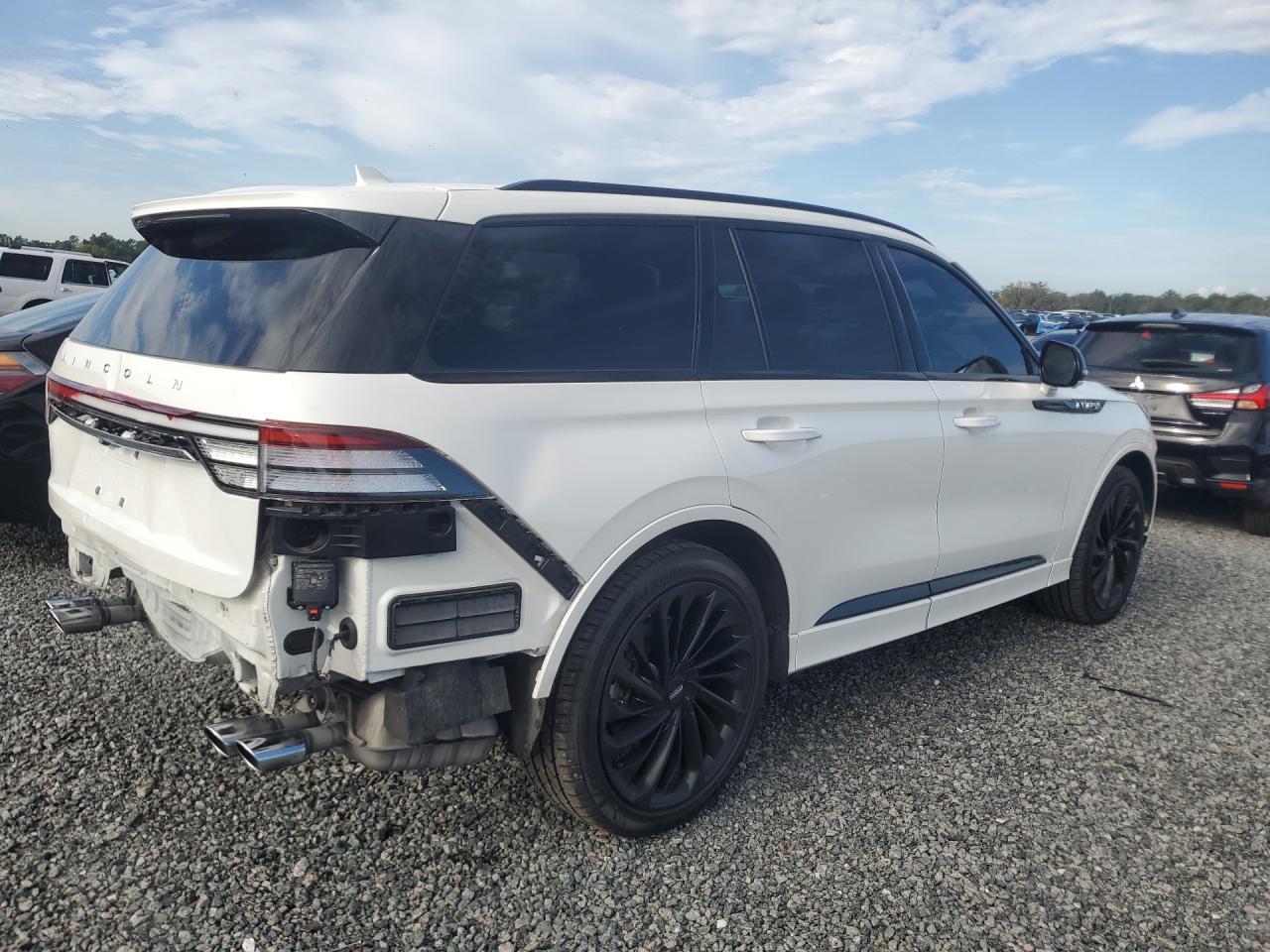 2023 Lincoln Aviator Reserve - Фото 3