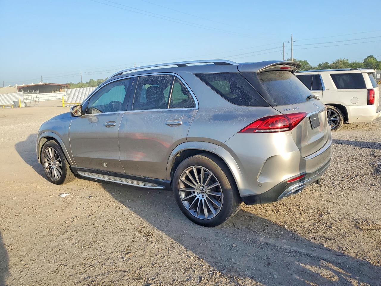 2022 Mercedes-Benz Gle 350 - Фото 2