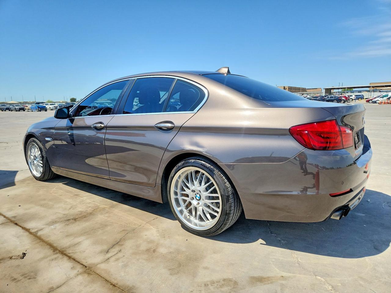 2013 BMW 528 I - Image 2