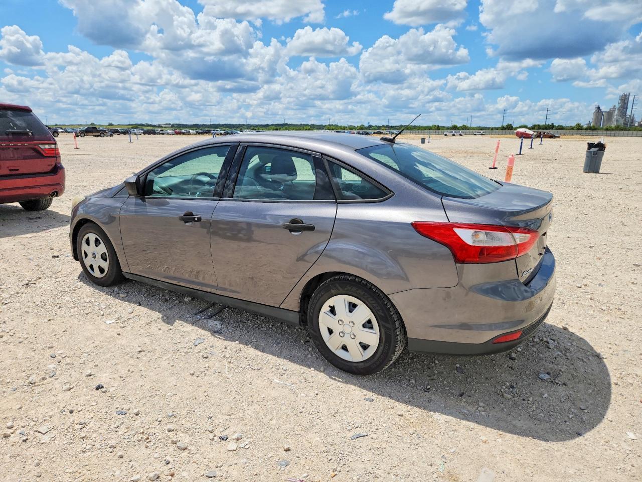 2014 Ford Focus S - Фото 2
