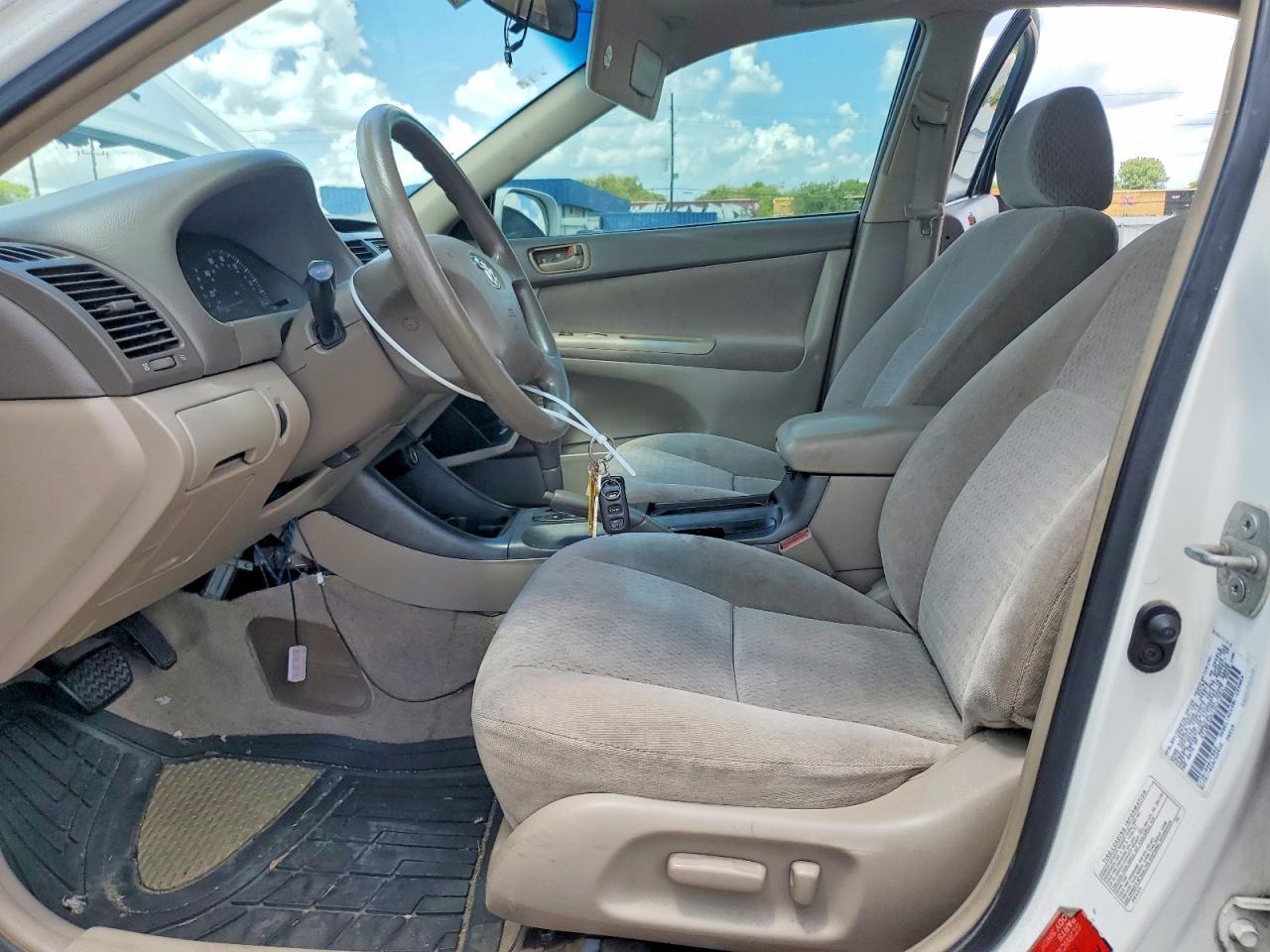 2003 Toyota Camry Le - Image 7