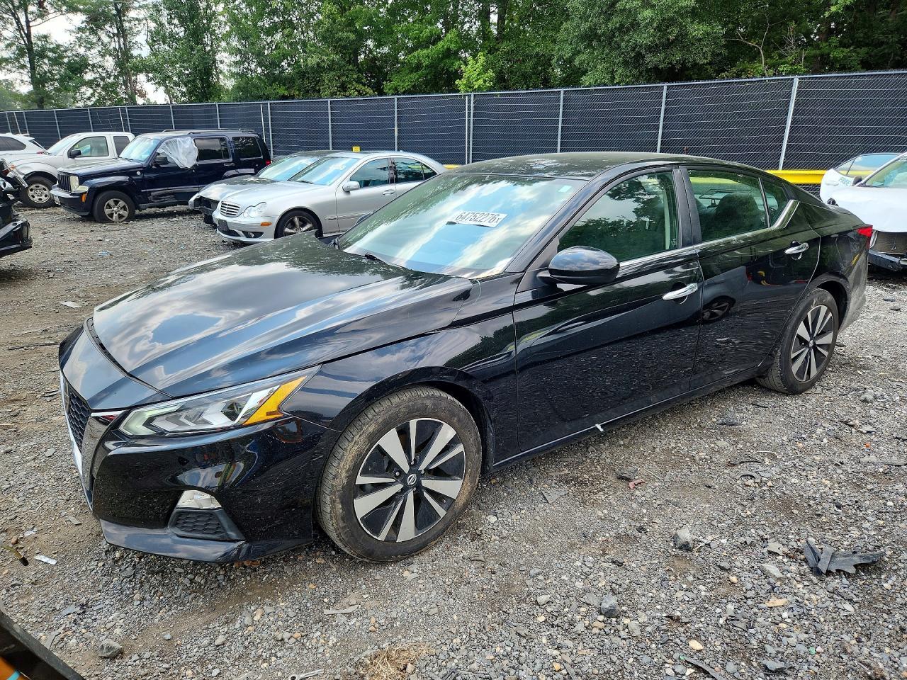2022 Nissan Altima Sv