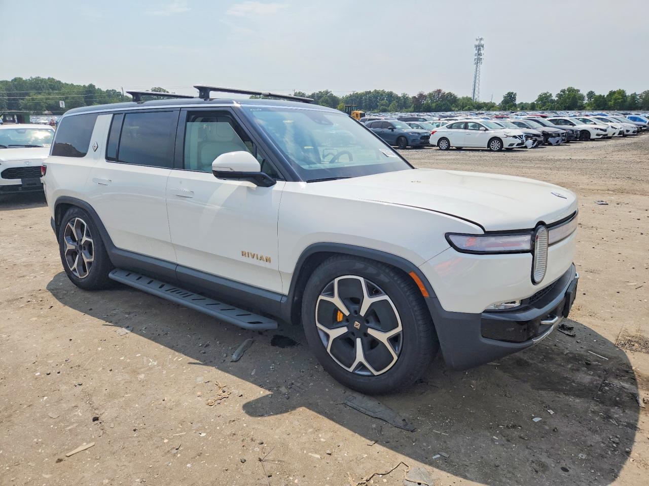 2023 Rivian R1S Adventure - Фото 4