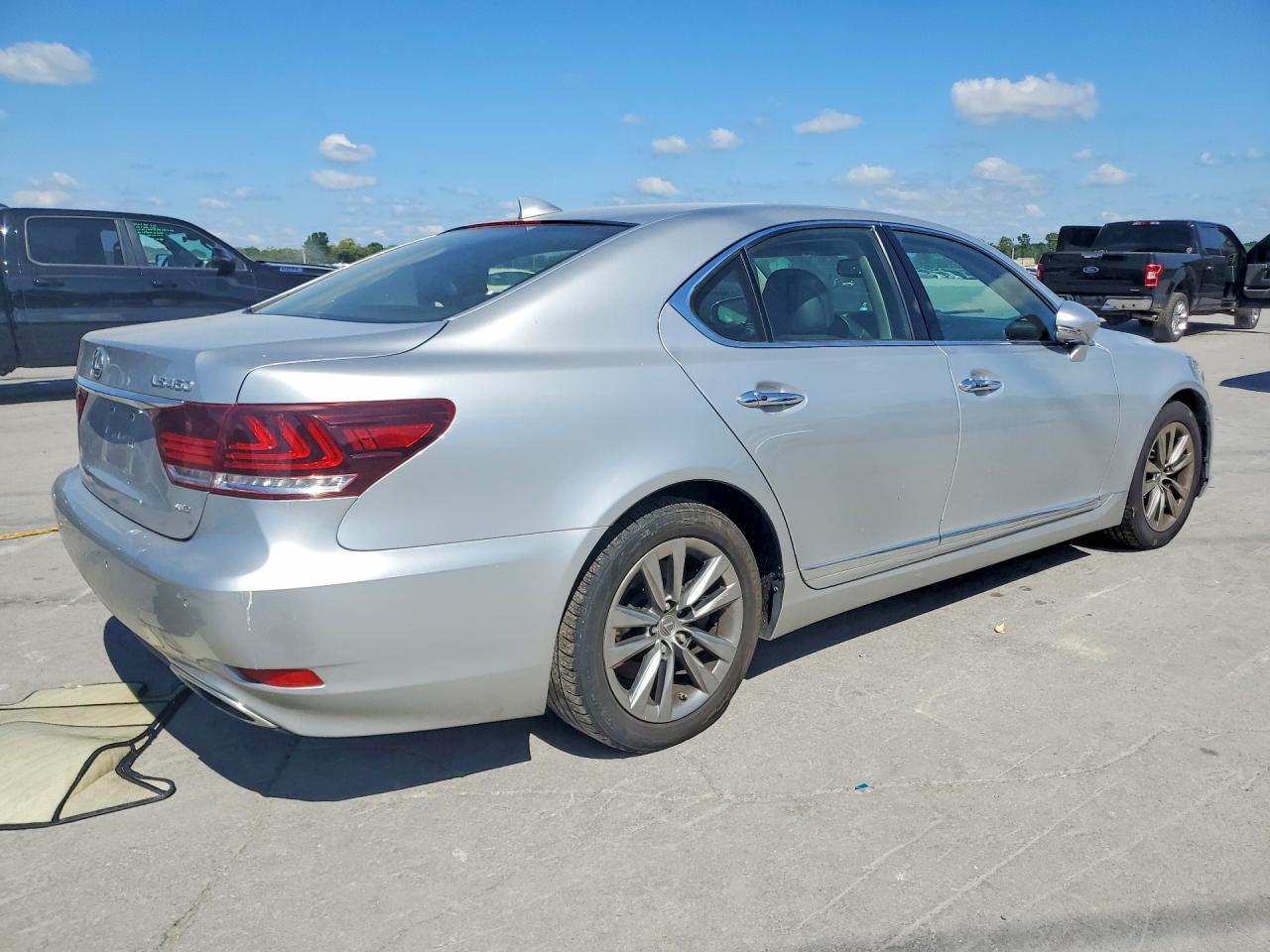 2014 Lexus Ls 460 - Image 3