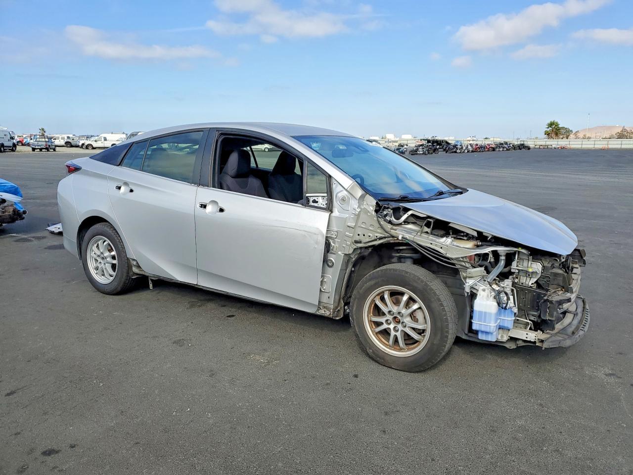 2017 Toyota Prius Two - Image 4