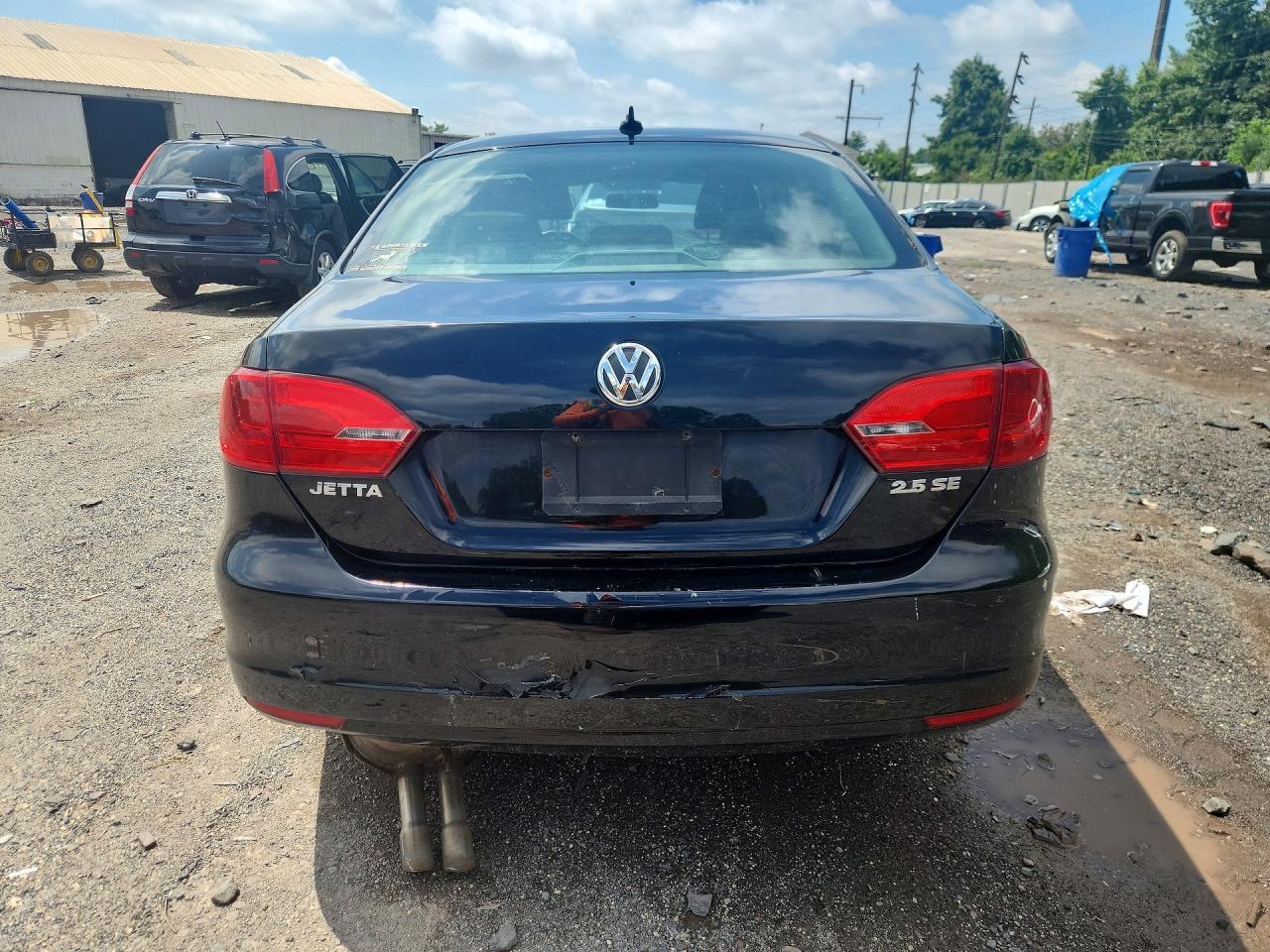 2012 Volkswagen Jetta - Image 6