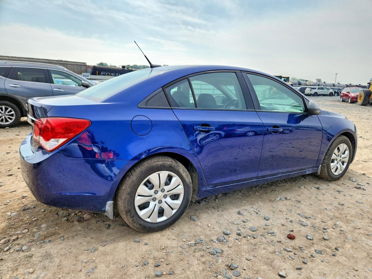 2013 Chevrolet Cruze - Image 3