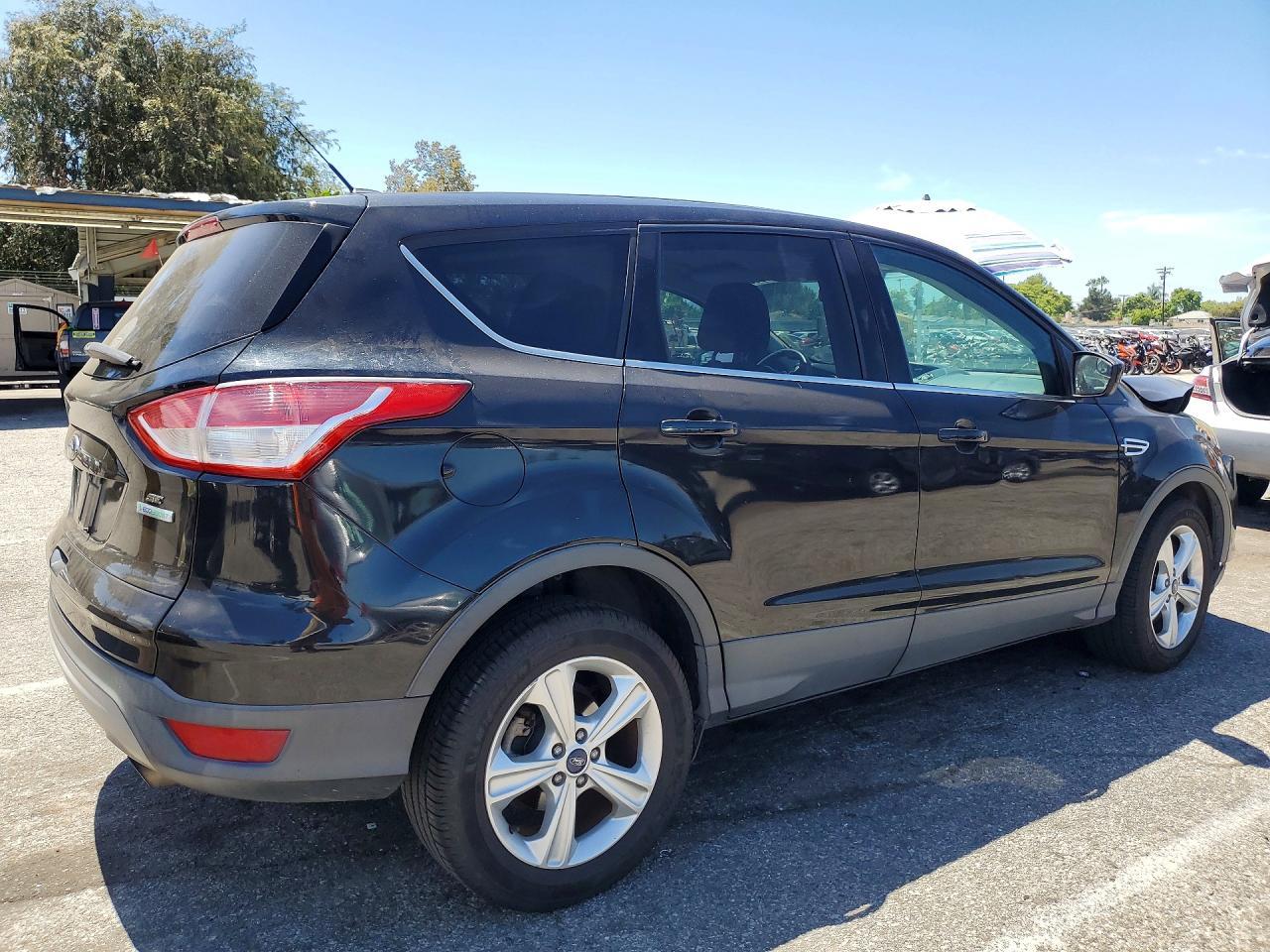 2015 Ford Escape Se - Image 3