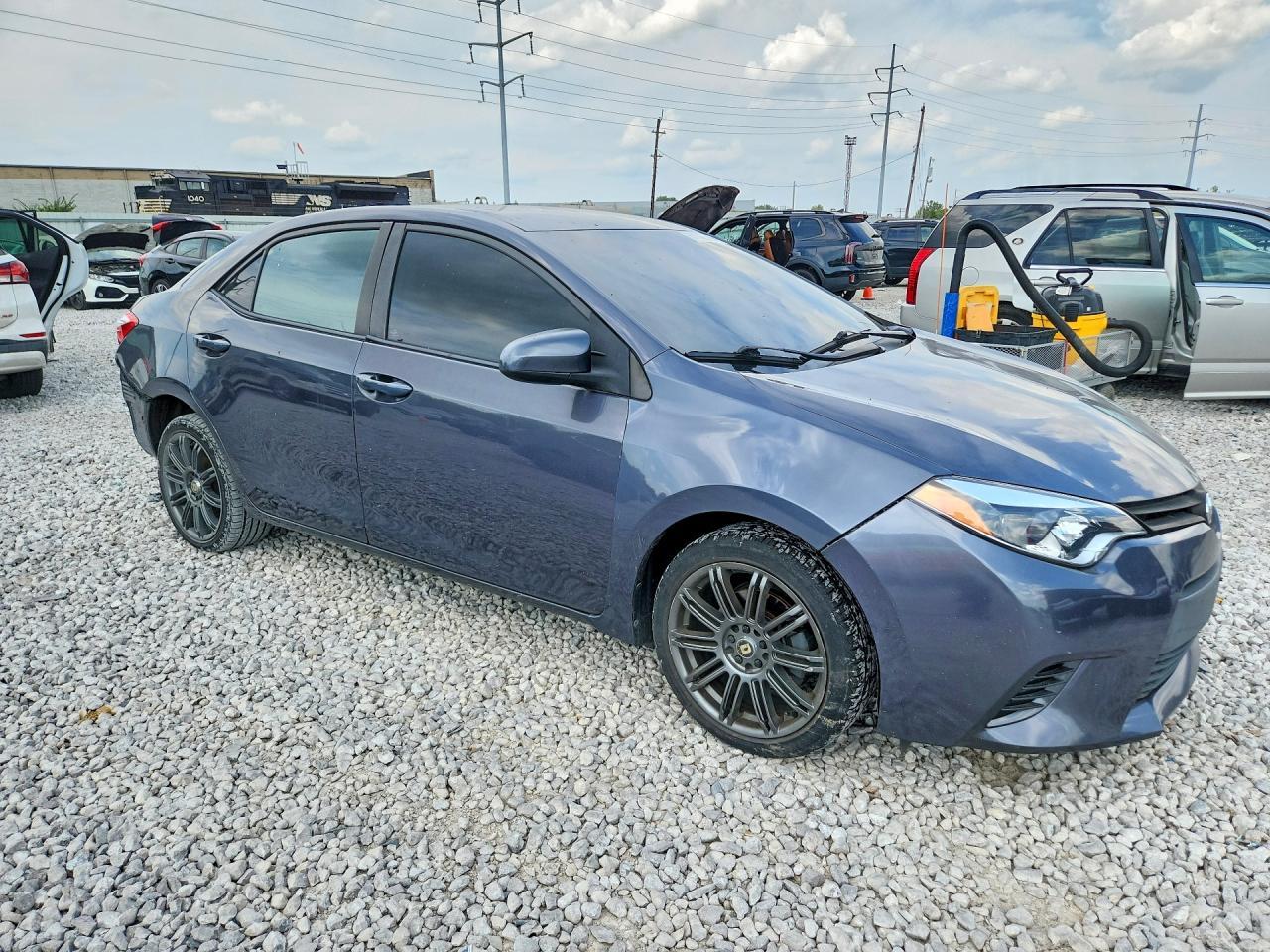 2016 Toyota Corolla Le - Image 4