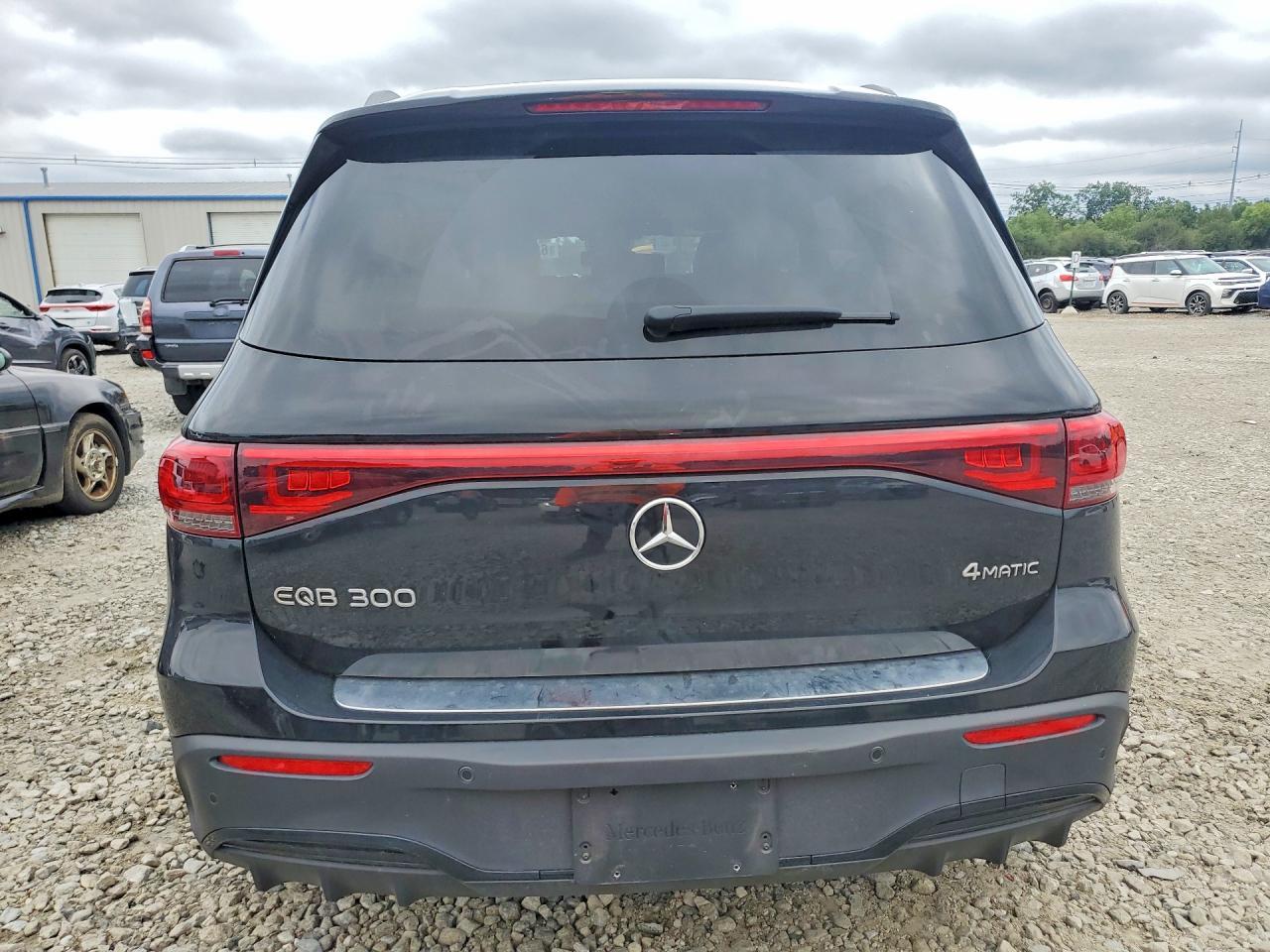 2023 Mercedes-Benz Eqb 300 4Matic - Image 6
