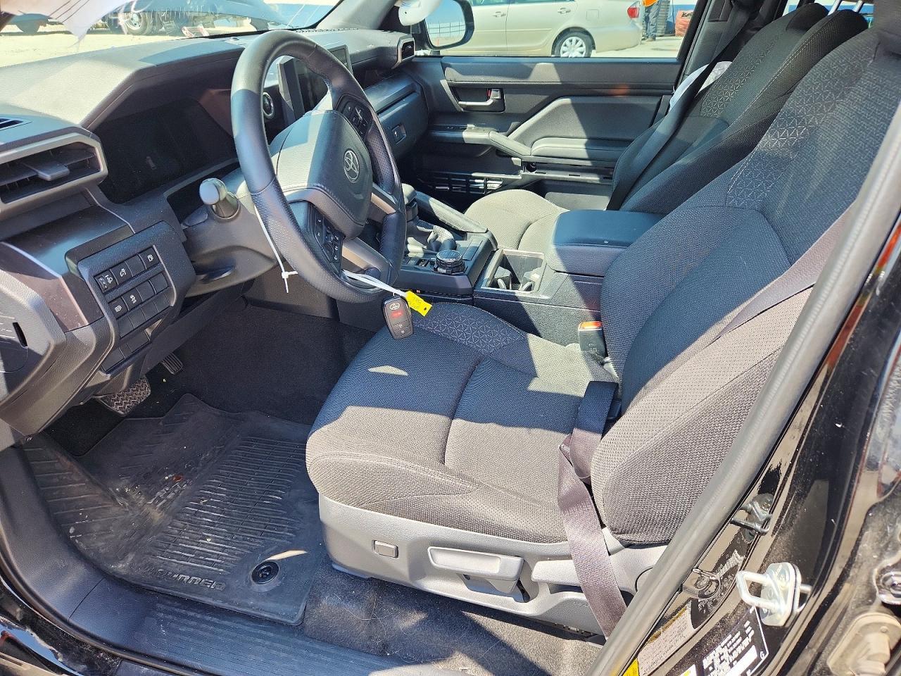 2025 Toyota 4Runner Sr5 - Image 7