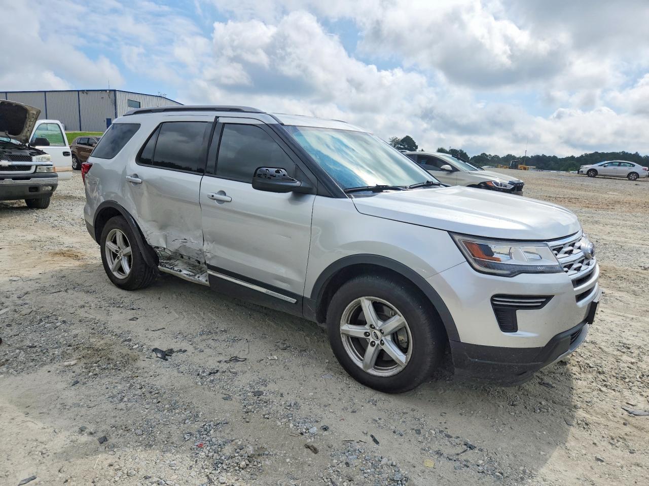 2018 Ford Explorer Xlt - Фото 4