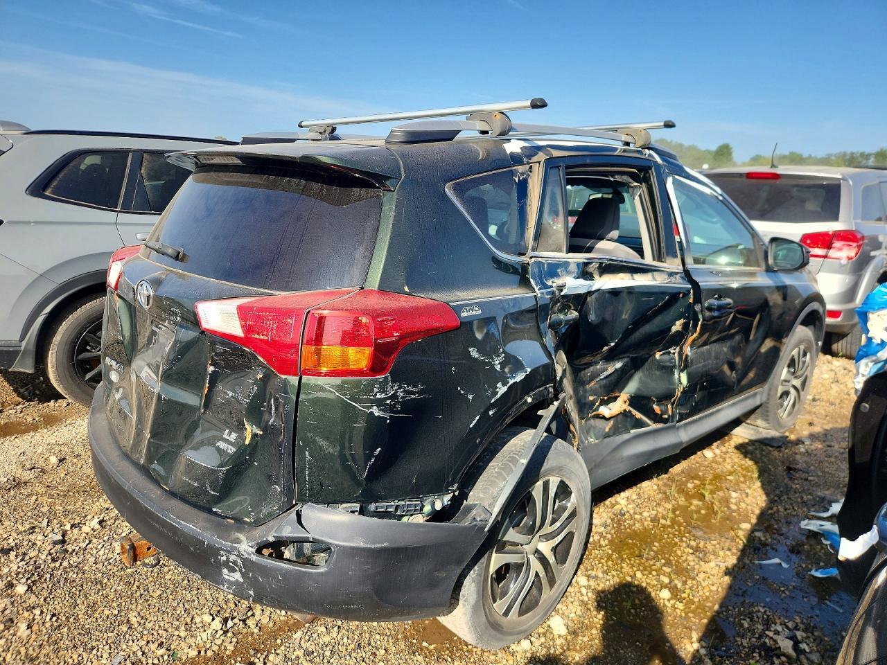 2013 Toyt Rav4 Le - Image 3