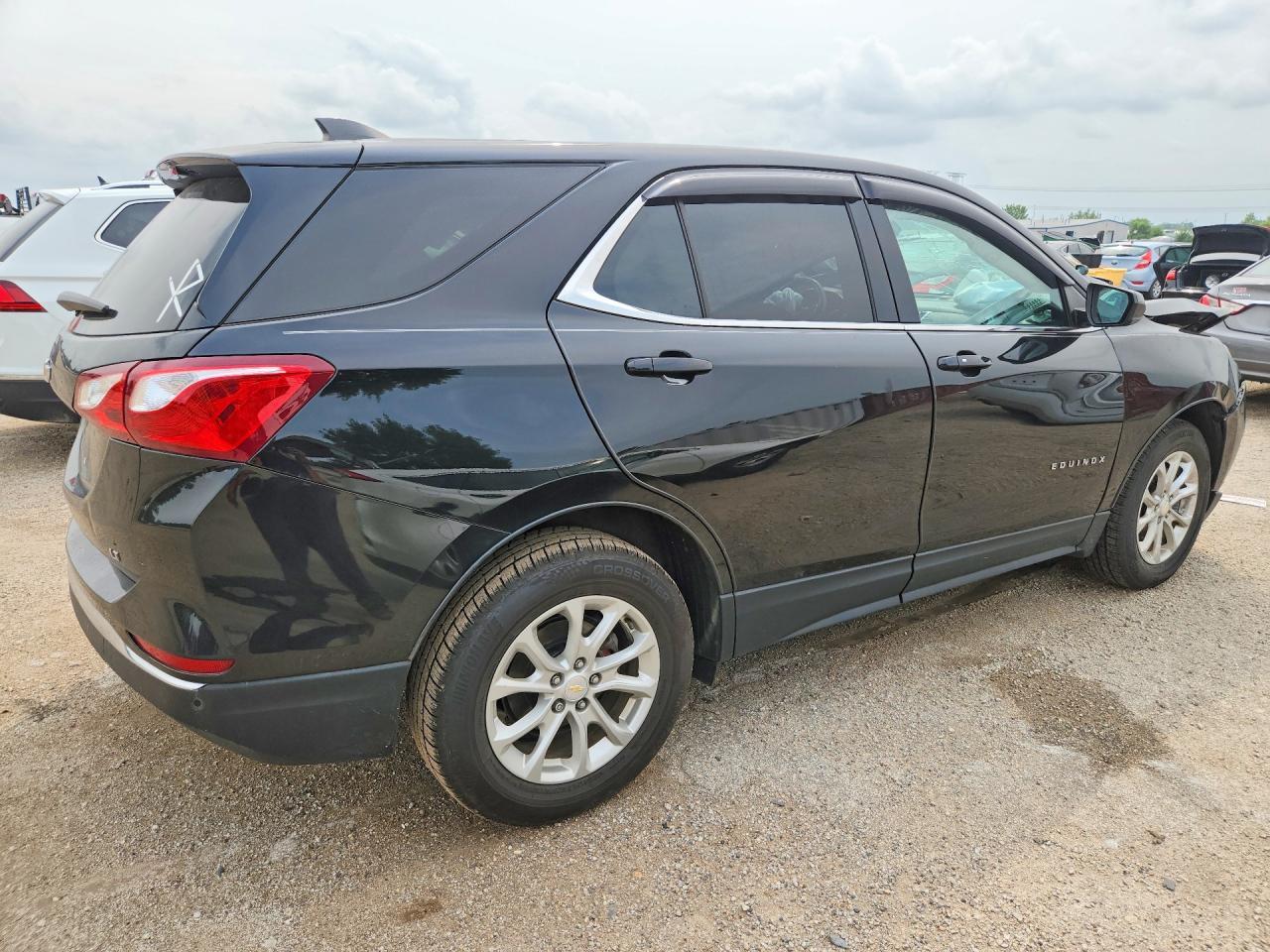 2020 Chevrolet Equinox Lt - Image 3