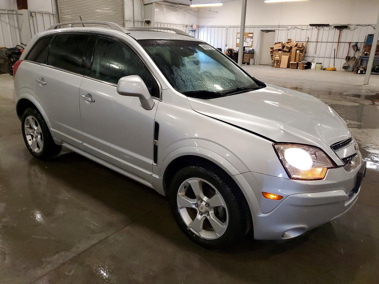 2014 Chevrolet Captiva Ltz - Image 4