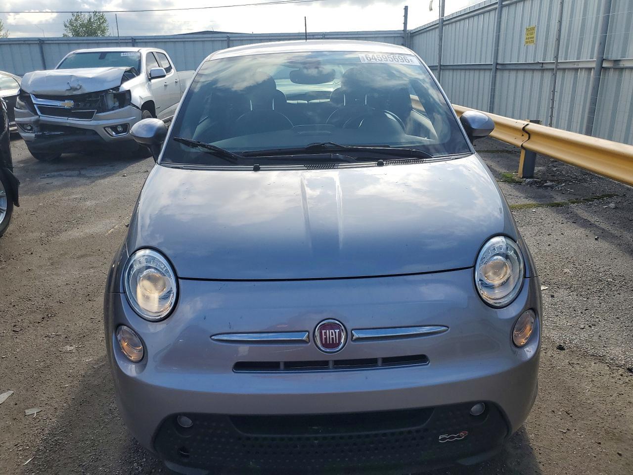 2017 Fiat 500 Electric - Image 5