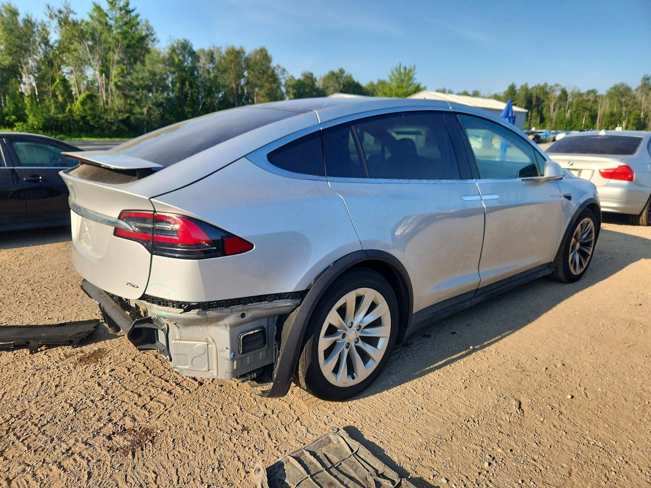 2018 Tesla Model X - Фото 3