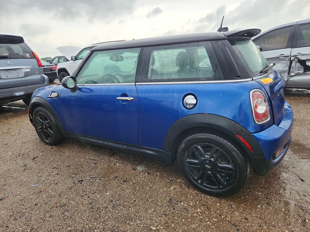 2012 Mini Cooper S - Image 2