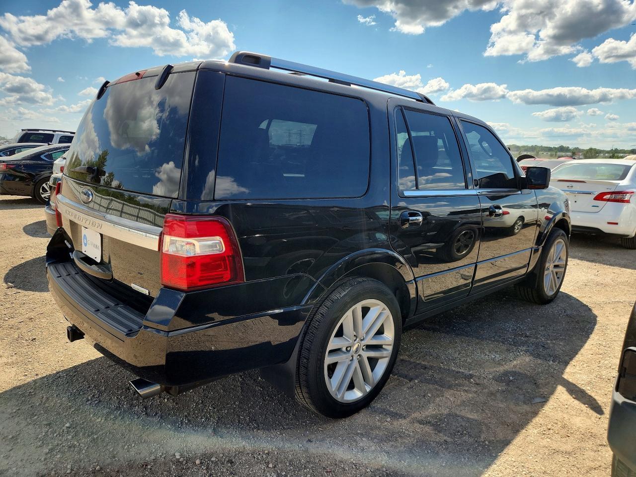 2017 Ford Expedition Limited - Image 3