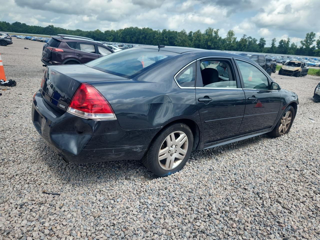 2015 Chevrolet Impala Limited Lt - Image 3