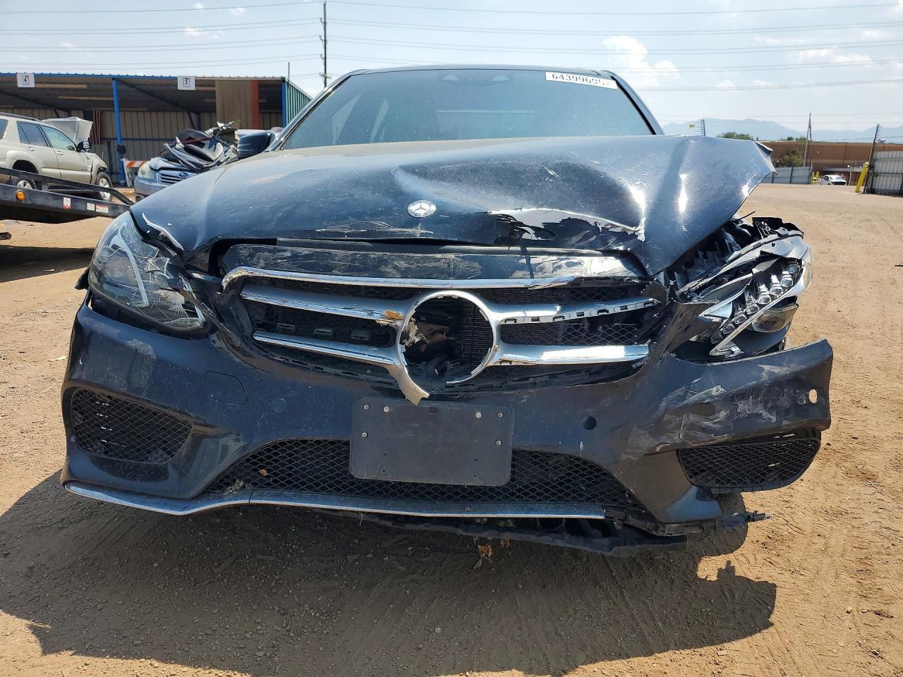 2014 Mercedes-Benz E 550 4Matic - Image 5