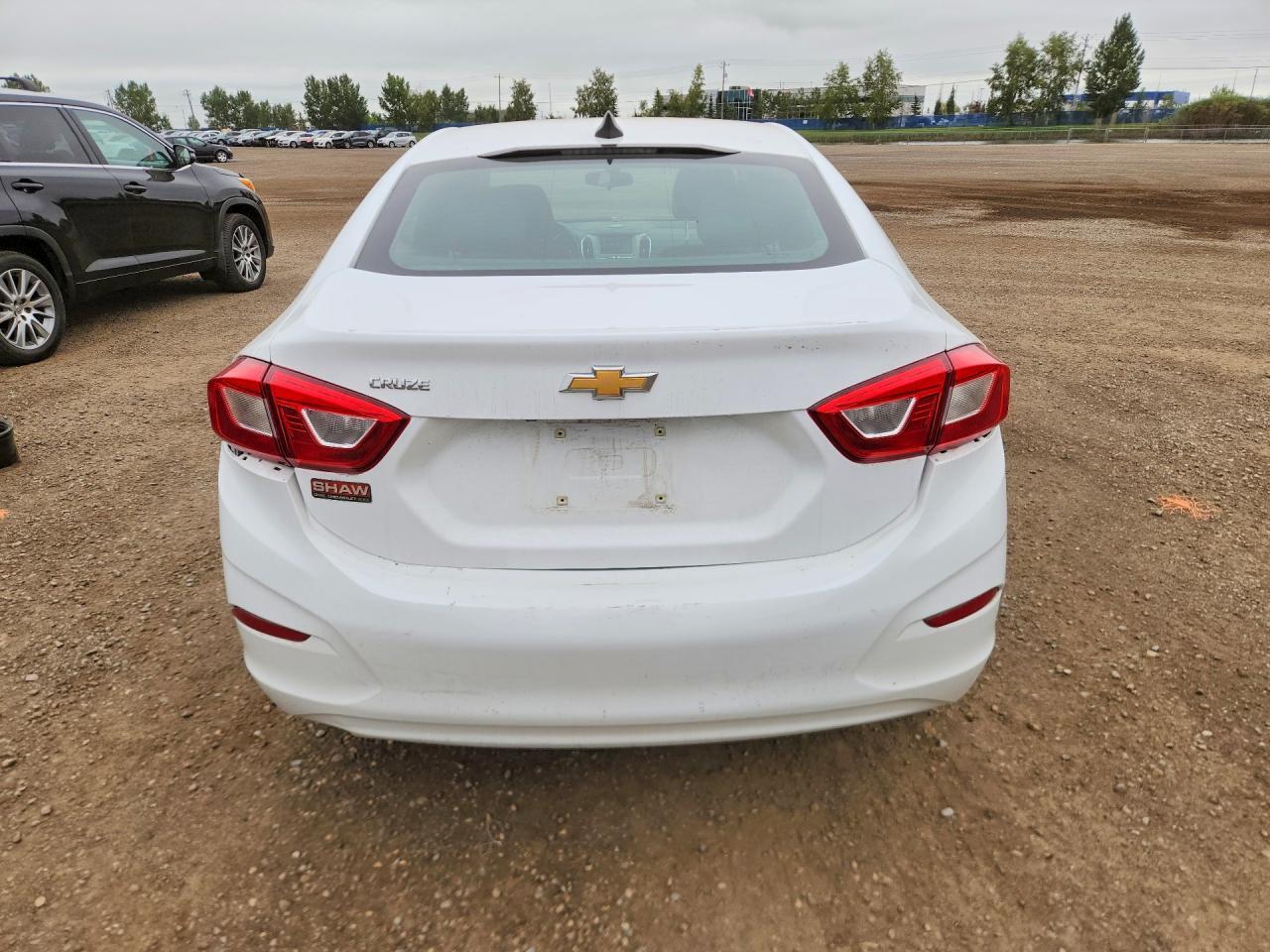 2018 Chevrolet Cruze Ls - Фото 6