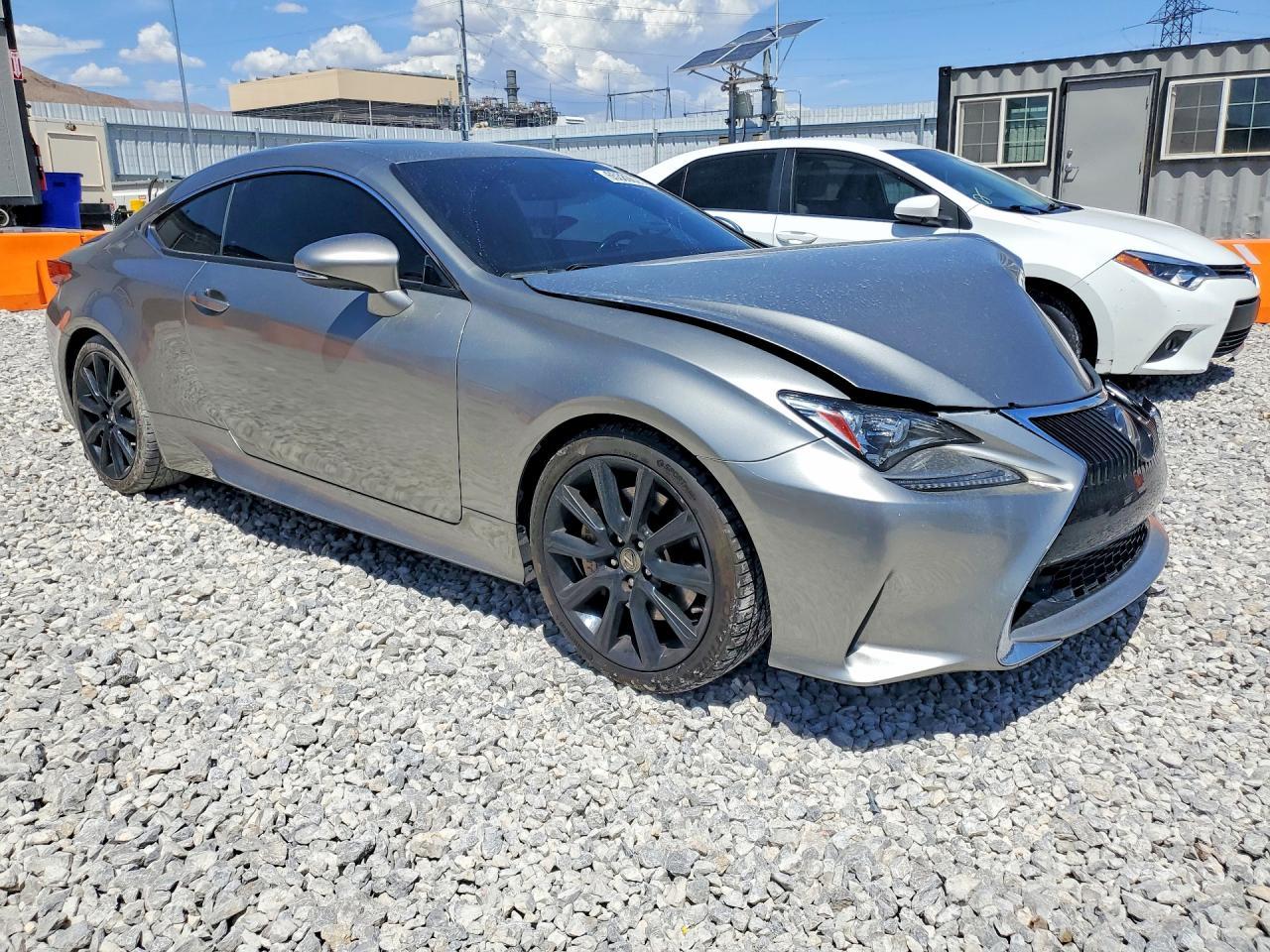 2017 Lexus Rc 200T - Image 4