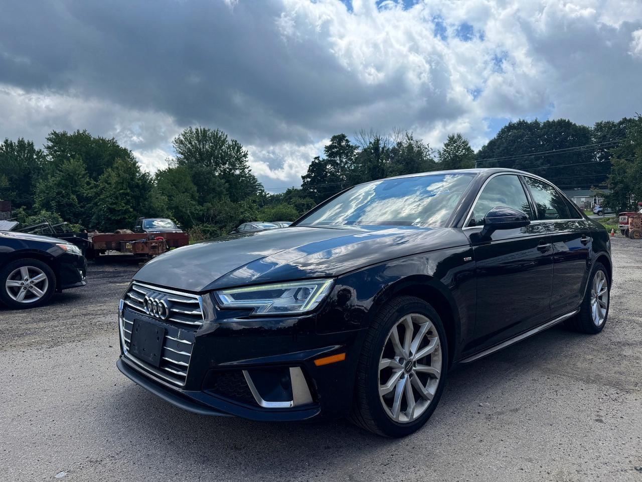 2019 Audi A4 Premium Plus - Фото 2