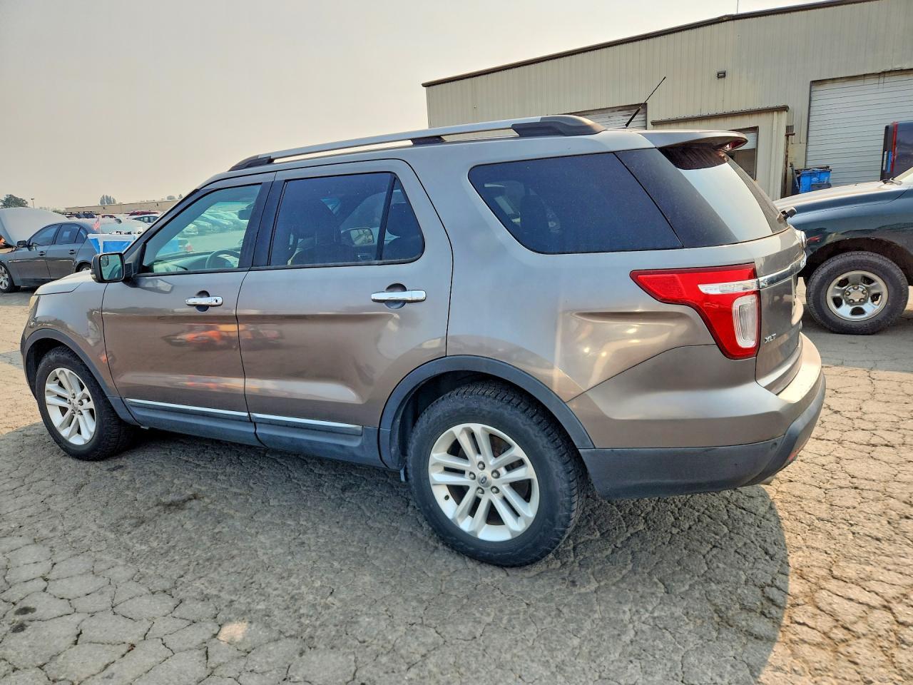 2011 Ford Explorer Xlt - Фото 2
