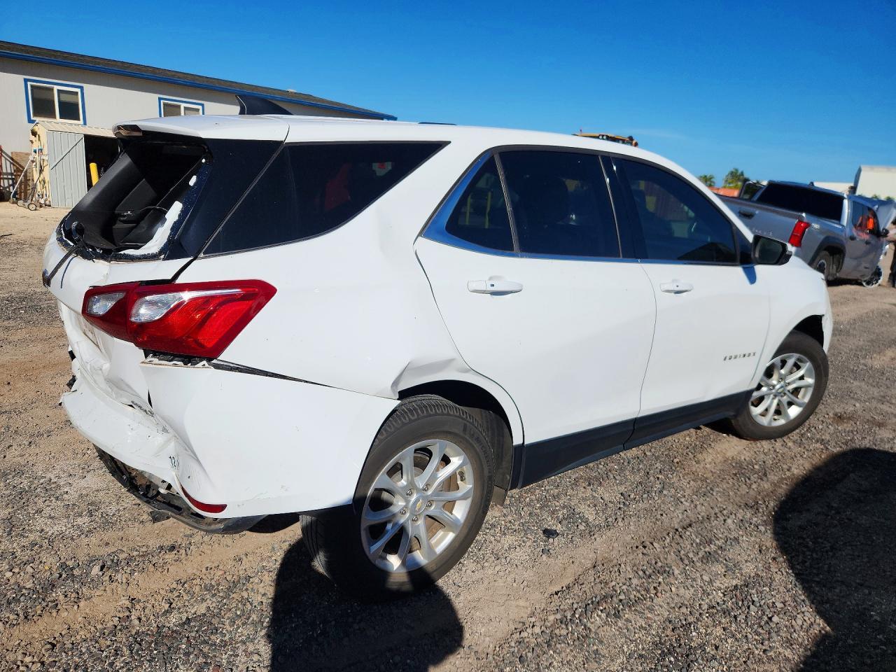 2019 Chevrolet Equinox Lt - Image 3