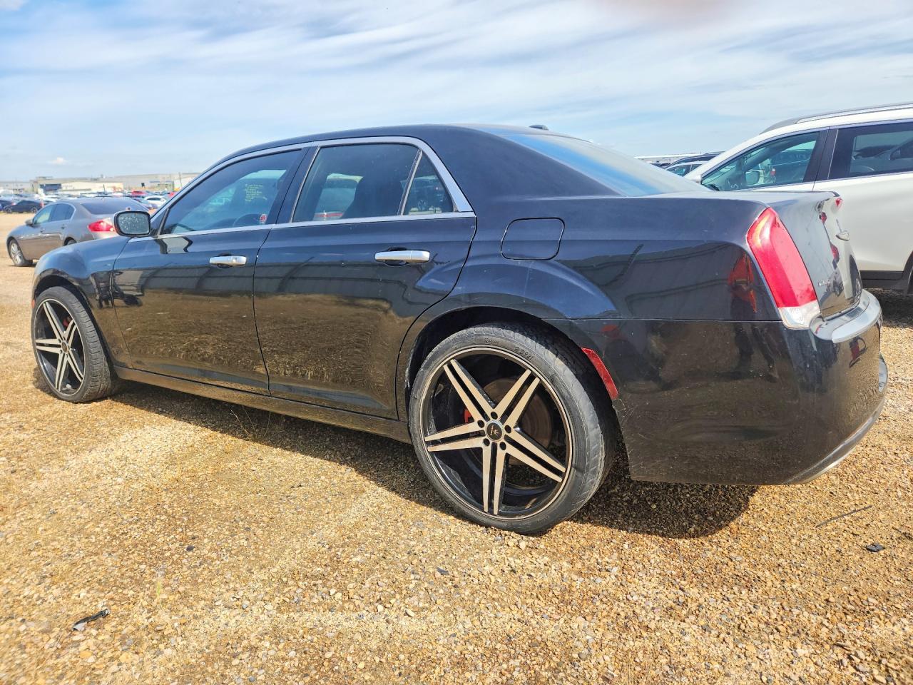 2016 Chrysler 300C Platinum - Фото 2
