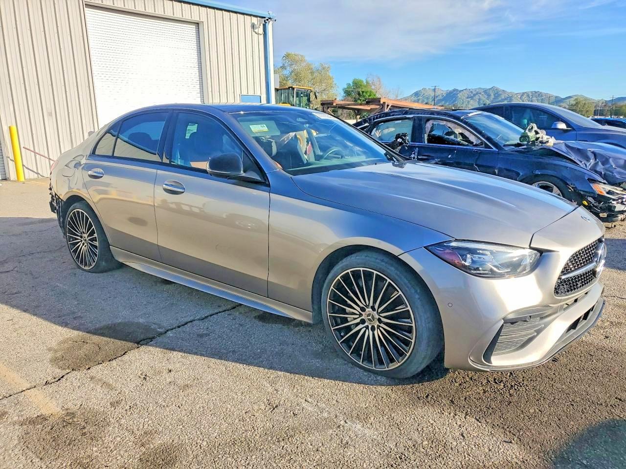2023 Mercedes-Benz C 300 - Фото 4