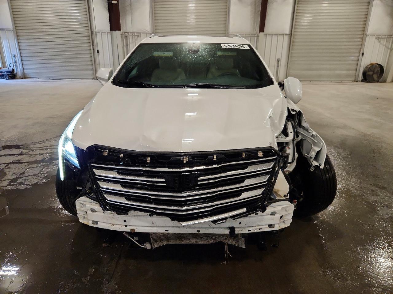 2017 Cadillac Xt5 Premium Luxury - Фото 5